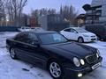 Mercedes-Benz E 220 2002 года за 3 500 000 тг. в Алматы – фото 4