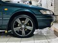 Toyota Camry 1997 года за 4 500 000 тг. в Алматы – фото 23