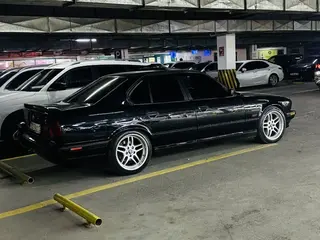 BMW 525
