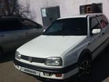 Volkswagen Golf 1993 года за 1 200 000 тг. в Семей