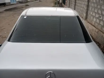 Mercedes-Benz E 220 1994 года за 2 200 000 тг. в Туркестан – фото 4