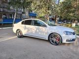 Volkswagen Passat 2012 годаүшін5 800 000 тг. в Уральск