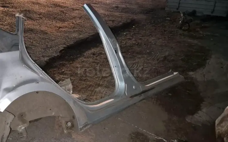 Правый порог сапожок хэтчбек за 13 245 тг. в Алматы