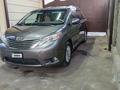 Toyota Sienna 2013 годаfor10 000 000 тг. в Шымкент