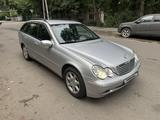 Mercedes-Benz C 240 2002 года за 3 000 000 тг. в Алматы