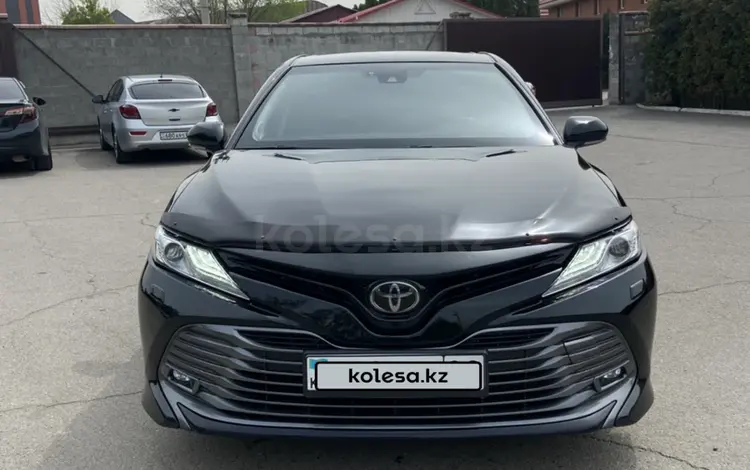 Toyota Camry 2019 годаүшін13 600 000 тг. в Алматы