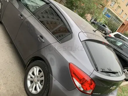 Chevrolet Cruze 2013 года за 2 900 000 тг. в Астана – фото 9