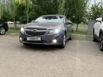 Chevrolet Cruze 2013 года за 2 900 000 тг. в Астана