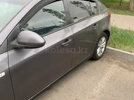 Chevrolet Cruze 2013 года за 2 900 000 тг. в Астана – фото 8