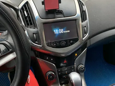 Chevrolet Cruze 2013 года за 2 900 000 тг. в Астана – фото 11