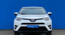 Toyota RAV4 2016 года за 10 650 000 тг. в Алматы – фото 2