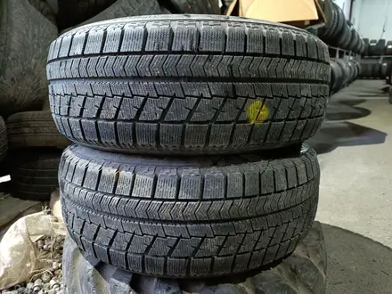 225/60R17 пара Bridgestone BLIZZAK VRX за 45 000 тг. в Алматы