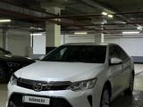 Toyota Camry 2017 года за 13 000 000 тг. в Актау – фото 3