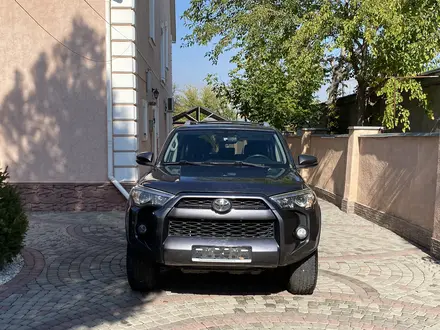 Toyota 4Runner 2014 года за 16 000 000 тг. в Алматы – фото 2