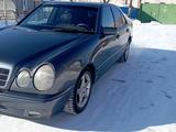 Mercedes-Benz E 200 1996 года за 2 650 000 тг. в Рудный – фото 5