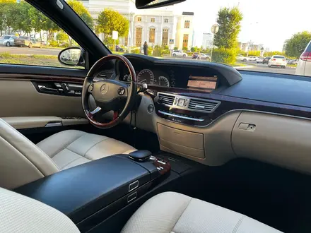 Mercedes-Benz S 500 2007 года за 9 300 000 тг. в Астана – фото 23