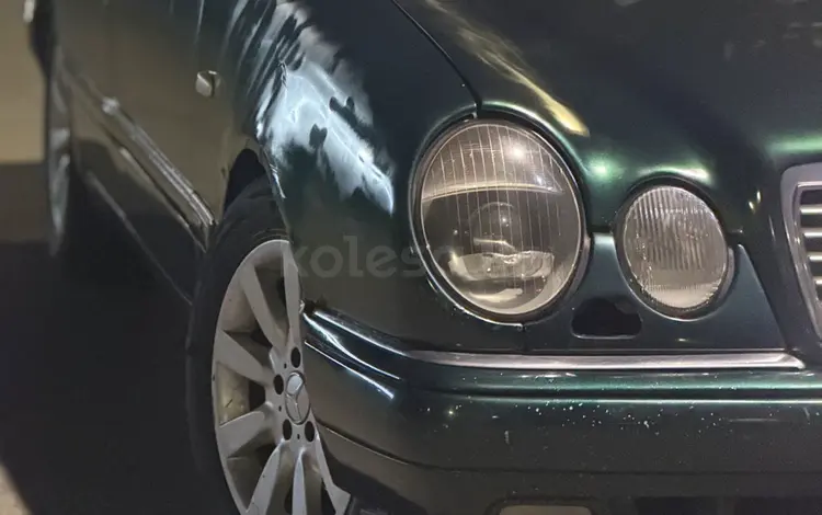 Mercedes-Benz E 230 1996 года за 1 700 000 тг. в Алматы