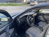 Toyota Carina E 1993 года за 700 000 тг. в Усть-Каменогорск – фото 2
