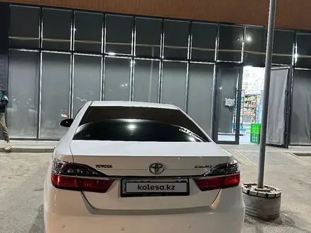 Toyota Camry 2015 года за 13 000 000 тг. в Алматы – фото 10