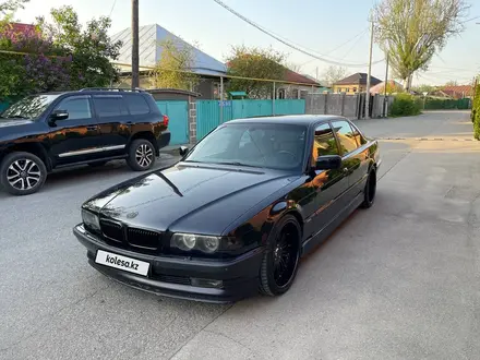 BMW 750 1999 года за 7 000 000 тг. в Алматы – фото 7