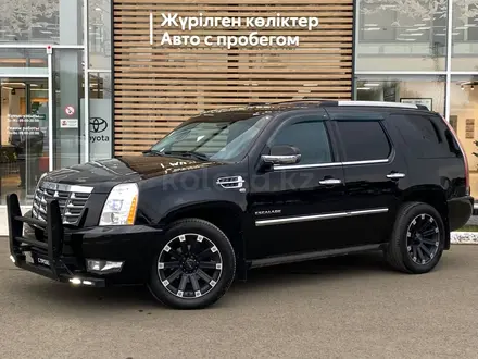 Cadillac Escalade 2012 года за 15 800 000 тг. в Уральск