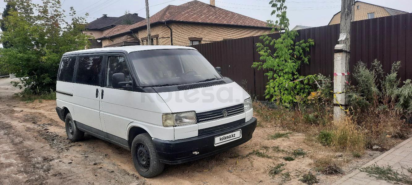 Volkswagen Transporter 1995 г.