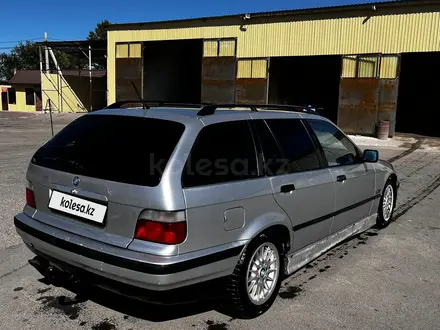 BMW 328 1995 года за 2 300 000 тг. в Алматы