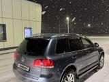 Volkswagen Touareg 2008 года за 5 100 000 тг. в Алматы – фото 4