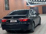 Toyota Camry 2016 года за 5 200 000 тг. в Актобе – фото 4