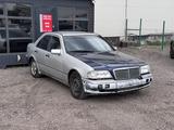 Mercedes-Benz C 200 1994 года за 750 000 тг. в Караганда – фото 3