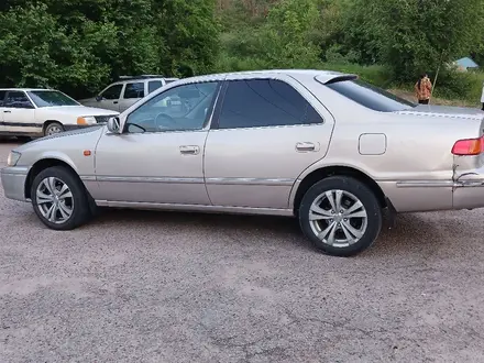 Toyota Camry 2001 года за 2 700 000 тг. в Тараз – фото 5