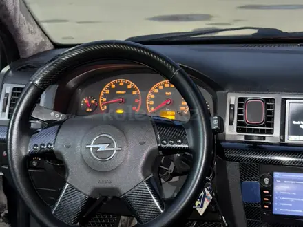 Opel Vectra 2002 года за 1 600 000 тг. в Актобе – фото 9