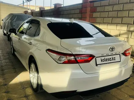 Toyota Camry 2018 года за 14 000 000 тг. в Туркестан – фото 4