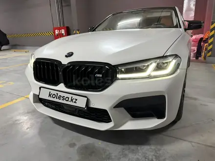 BMW 520 2021 года за 19 998 000 тг. в Алматы – фото 2