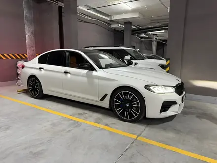 BMW 520 2021 года за 19 998 000 тг. в Алматы – фото 12