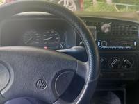 Volkswagen Golf 1993 годаүшін1 590 000 тг. в Караганда