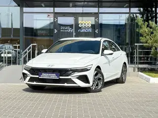 Hyundai Elantra Luxe