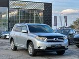 Toyota Highlander 2011 года за 9 890 000 тг. в Алматы