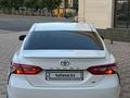 Toyota Camry 2018 года за 10 800 000 тг. в Шымкент – фото 5