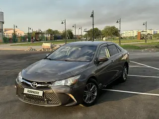 Toyota Camry, 2015