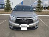 Toyota Highlander 2015 года за 17 000 000 тг. в Уральск – фото 2