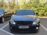 Mercedes-Benz CLS 500 2005 года за 6 000 000 тг. в Атырау – фото 3