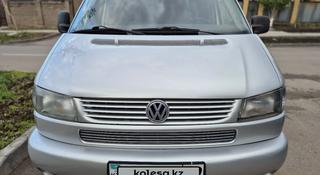 Volkswagen Multivan 2001 года за 5 000 000 тг. в Астана