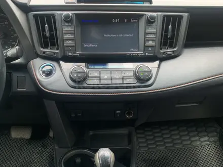Toyota RAV4 2019 года за 10 920 000 тг. в Актобе – фото 6