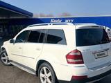 Mercedes-Benz GL 550 2007 годаfor8 500 000 тг. в Алматы – фото 2