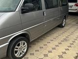 Volkswagen Caravelle 1996 годаүшін3 900 000 тг. в Алматы – фото 2