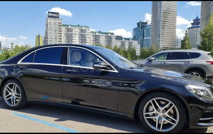 Mercedes-Benz S 500 2014 годаfor20 900 000 тг. в Астана