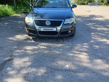 Volkswagen Passat 2007 года за 3 950 000 тг. в Алматы – фото 3