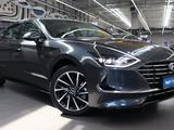 Hyundai Sonata 2023 года за 12 890 000 тг. в Алматы – фото 3