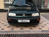 Volkswagen Golf 1996 года за 2 200 000 тг. в Шымкент